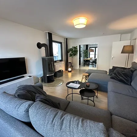 Neu - Brachfeld - Penthouse Und Ferienwohnung, Tor Zum Nationalpark Eifel דירה
