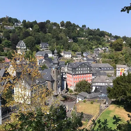 Neu - Brachfeld - Penthouse Und Ferienwohnung, Tor Zum Nationalpark Eifel