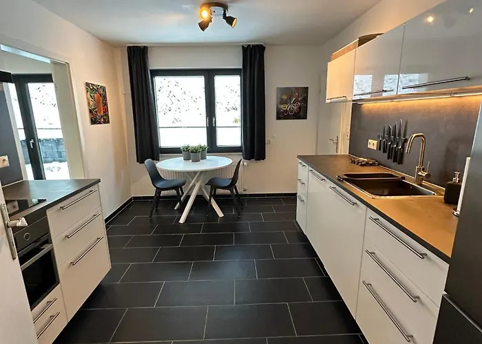 Neu - Brachfeld - Penthouse Und Ferienwohnung, Tor Zum Nationalpark Eifel
