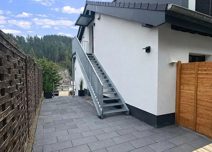 Neu - Brachfeld - Penthouse Und Ferienwohnung, Tor Zum Nationalpark Eifel